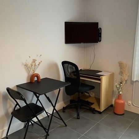 Chambre Independante Chez Particuliers Avec Salle De Bain Privative Anse Esterno foto