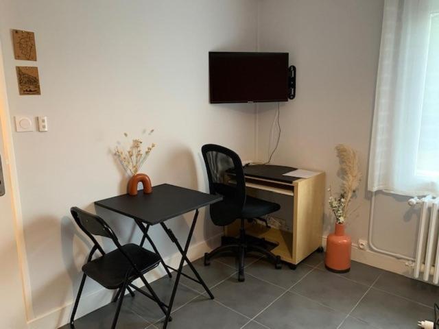 Chambre Independante Chez Particuliers Avec Salle De Bain Privative Anse Esterno foto